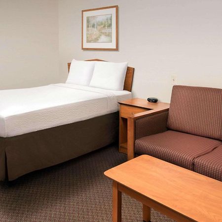 Woodspring Suites Savannah Garden City Экстерьер фото