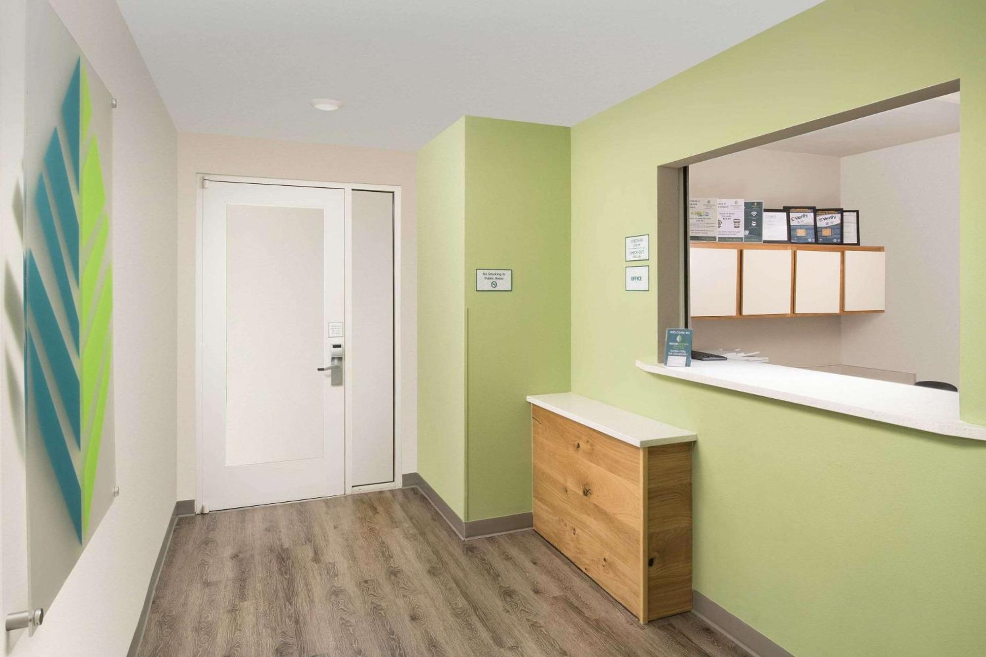 Woodspring Suites Savannah Garden City Экстерьер фото